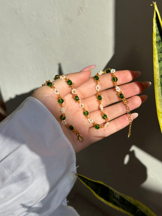 "Daisy" necklaces , flower themed beaded necklaces